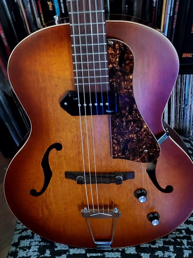 Godin 5th Avenue Acoustic Electric Guitar