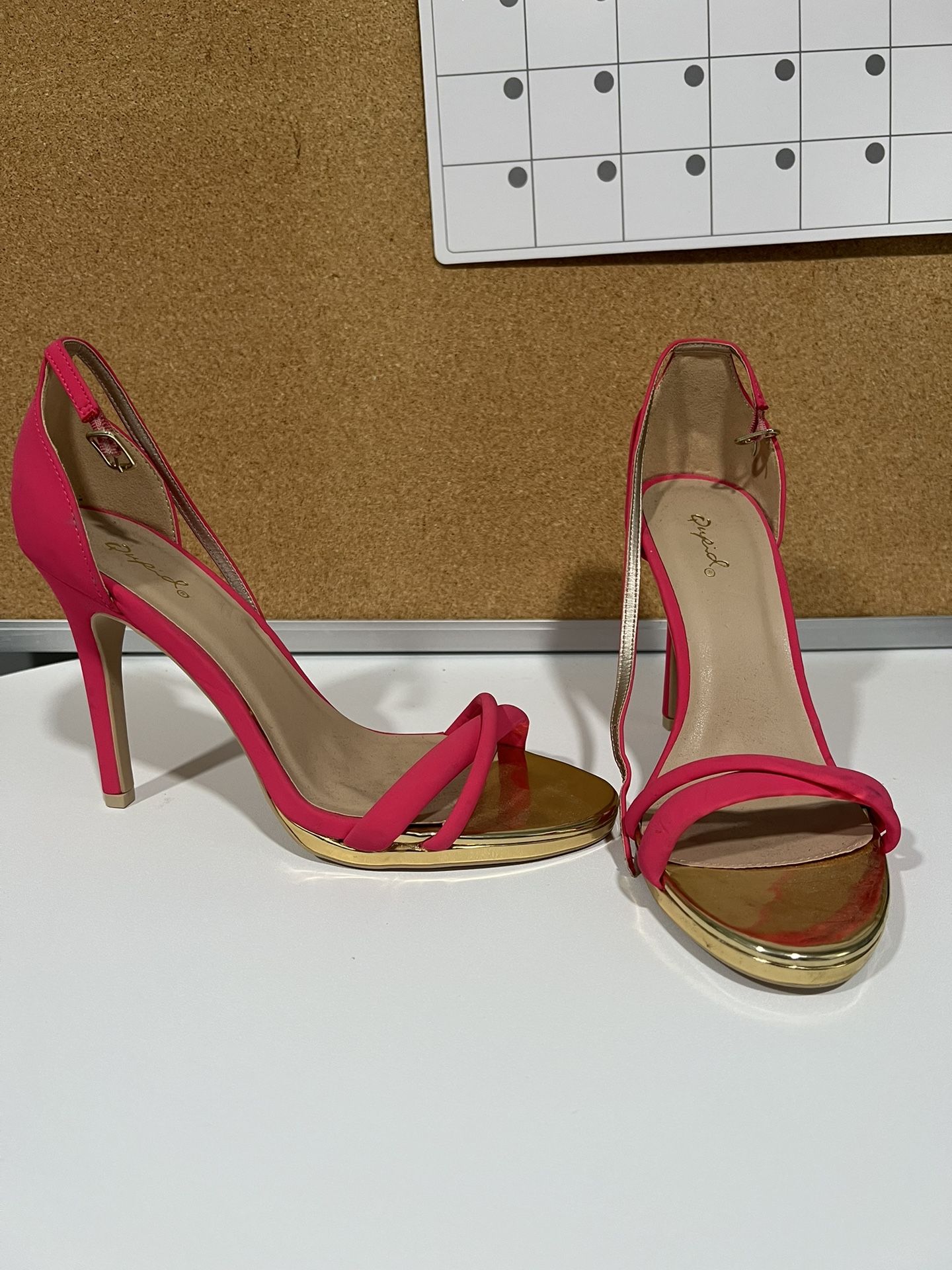 Pink and Gold Women’s Heel Size 9