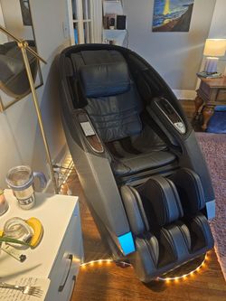 Massage Chair - Human Touch