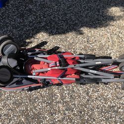 Maclaren Triumph stroller