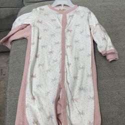 Brand new two piece set