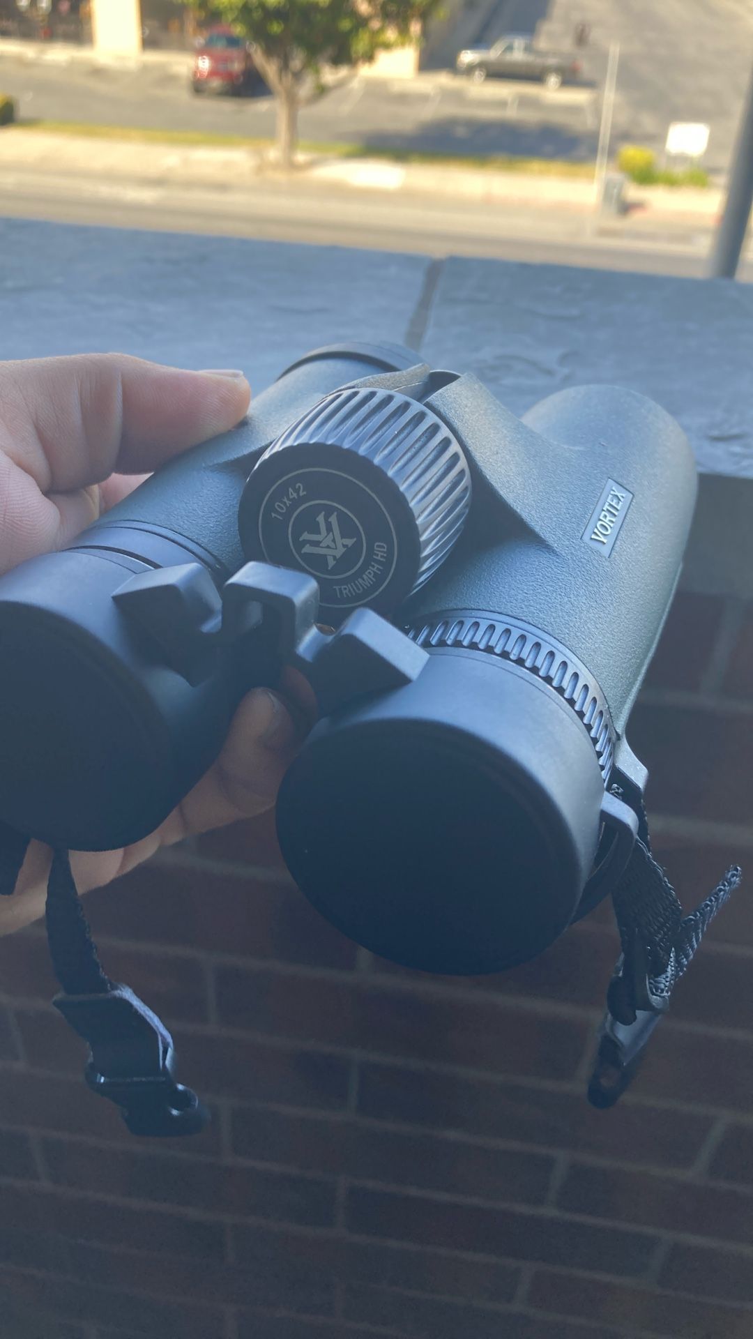 High-tech binoculars