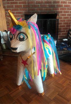 Unicorn piñata