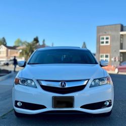 2014 Acura ILX LOW MILES