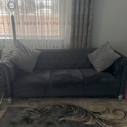 Three Set Gray Couches With Diamonds 
