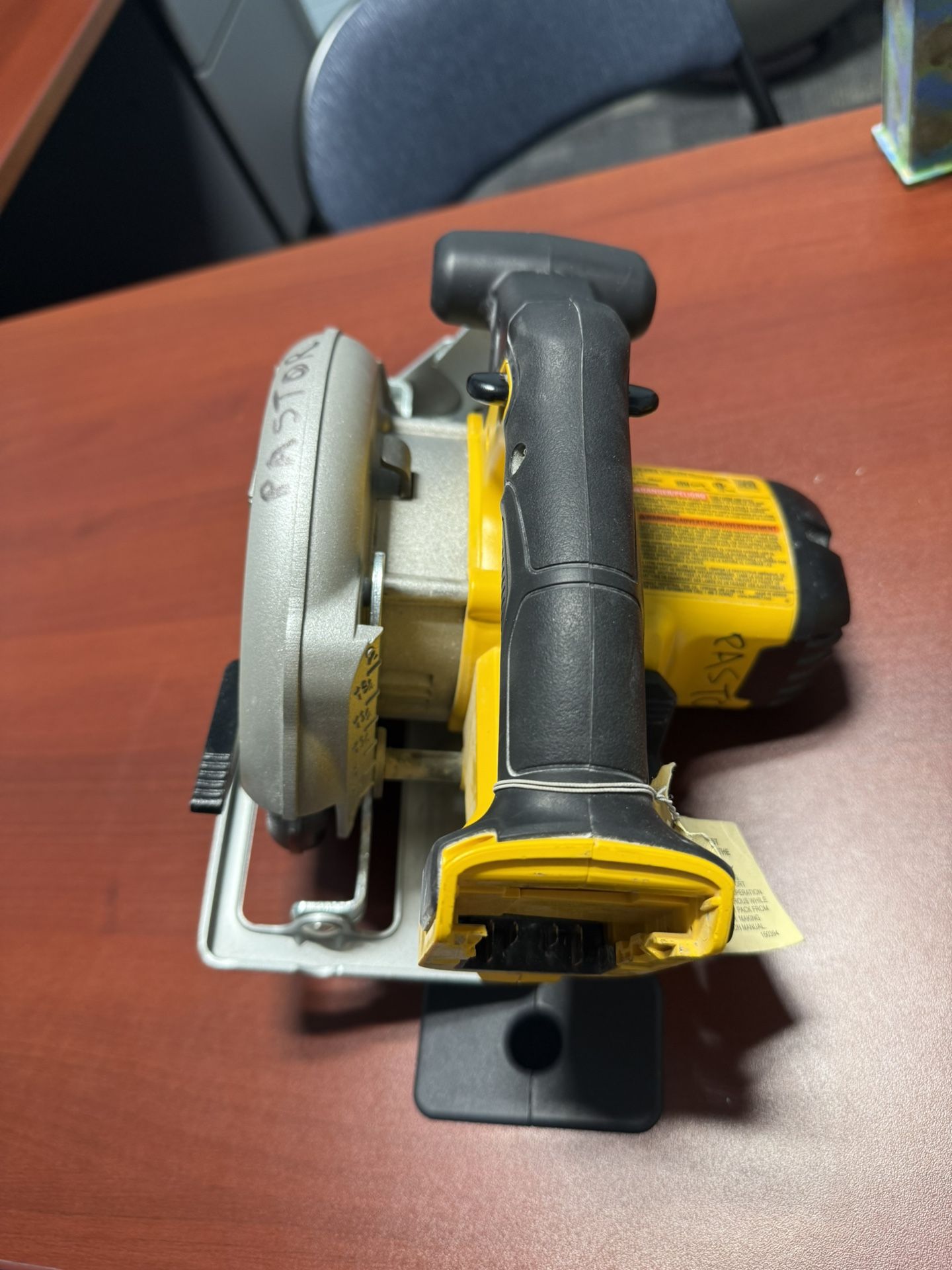 Dewalt DCS393 Circular Saw