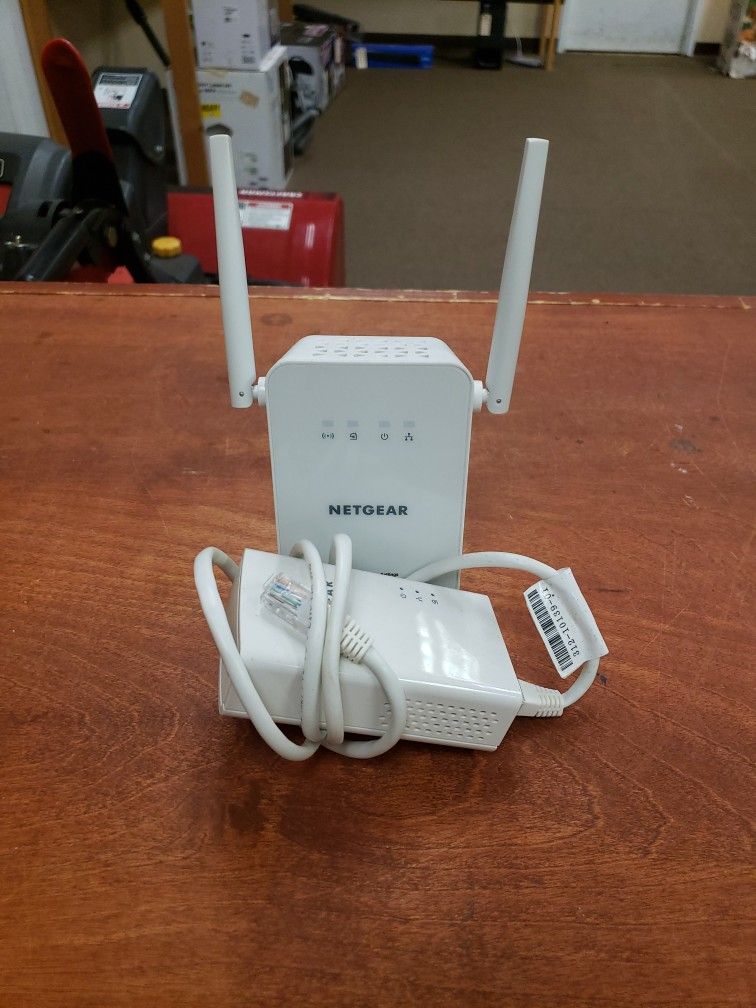 Netgear WiFi Extender PLW1000v2