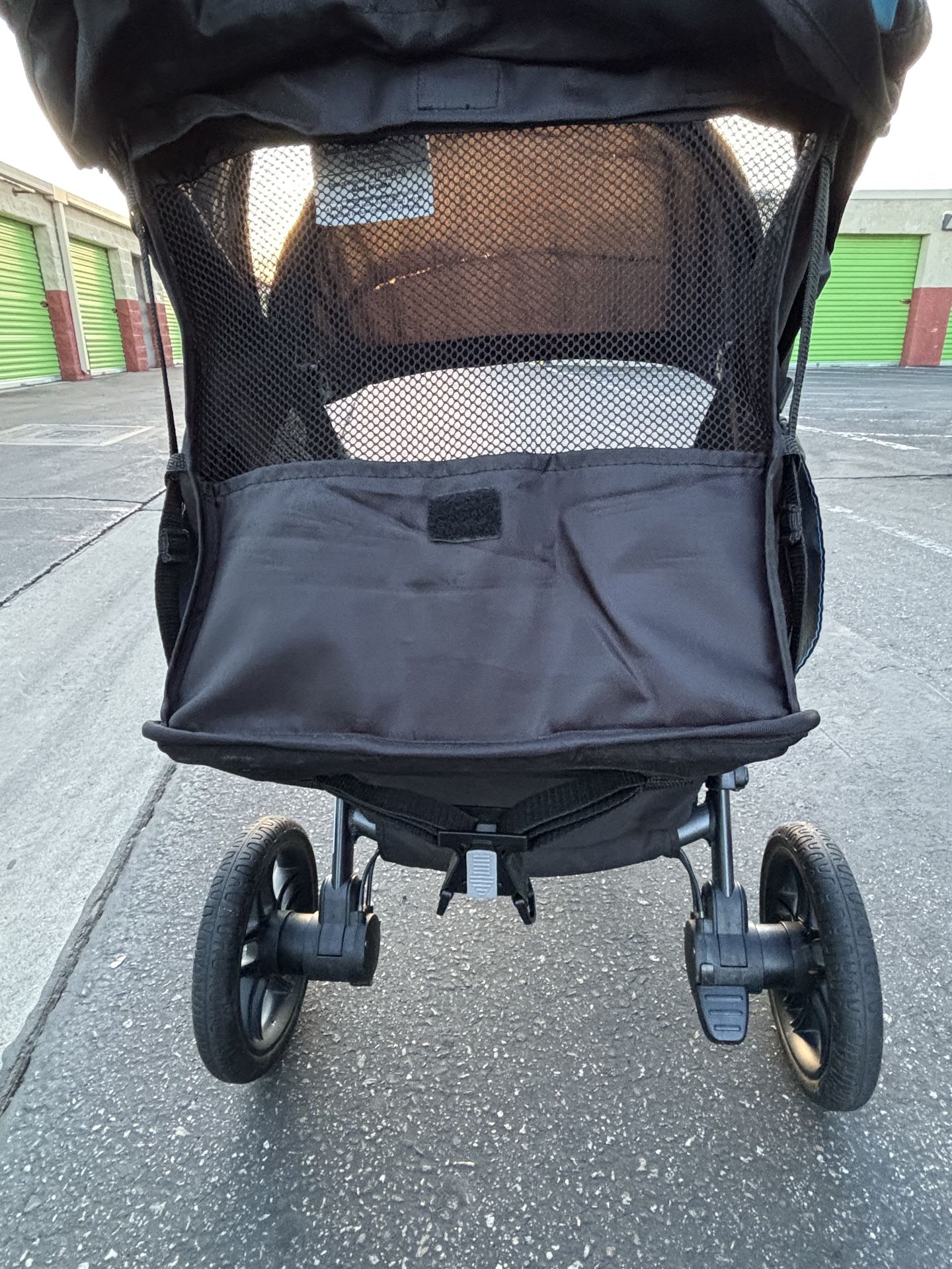 cybex eezy s twist 2 vs bugaboo butterfly Travel Stroller Black/Desert Taupe fw26 sale Black Coach Bookbag Coach Compact Design Colour:chalk rose