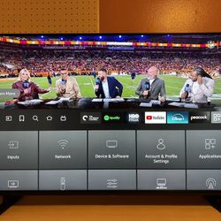 43" Smart TV - Hisense (Like New)