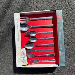 Silverware/ Utensils