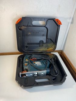 Black & Decker Model JS300 Quick Clamp Variable Speed Jig Saw with Case