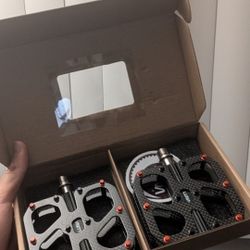 Carbon Fiber Bike Pedals