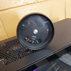 Porsche 914 Fuel & Oil Gauge 71-72