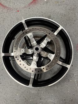 Stock 2025 Road Glide Wheels