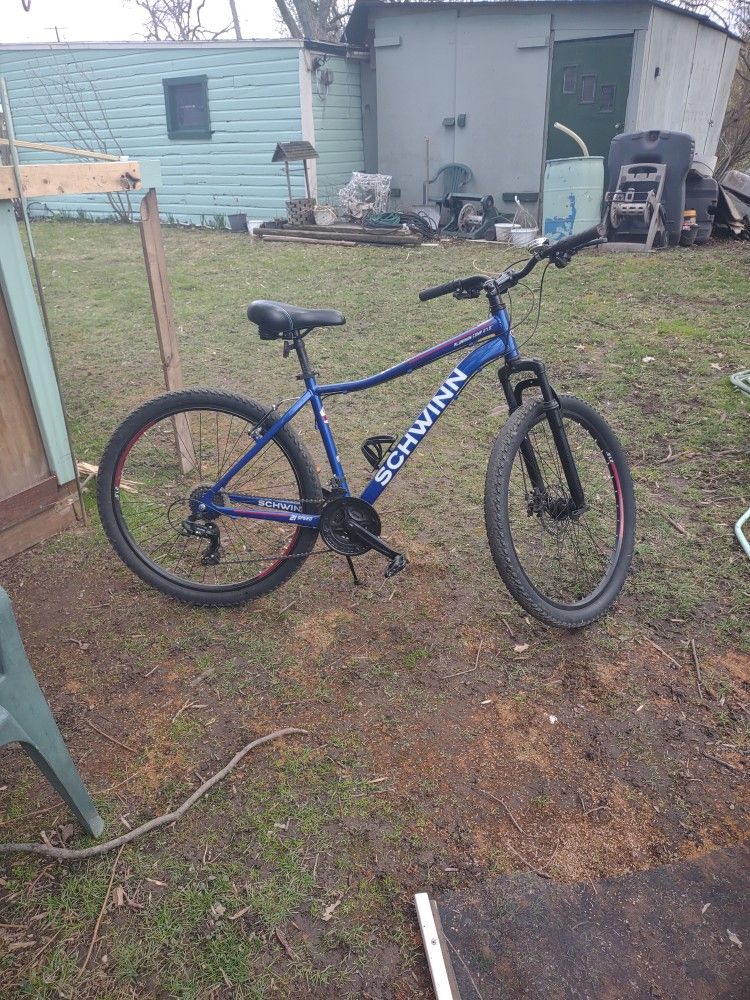 Schwinn Alumacomp 21 Speed 27.5" Mountain Bike