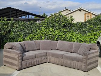 Sectional Sofa 💥 Free Delivery 💥