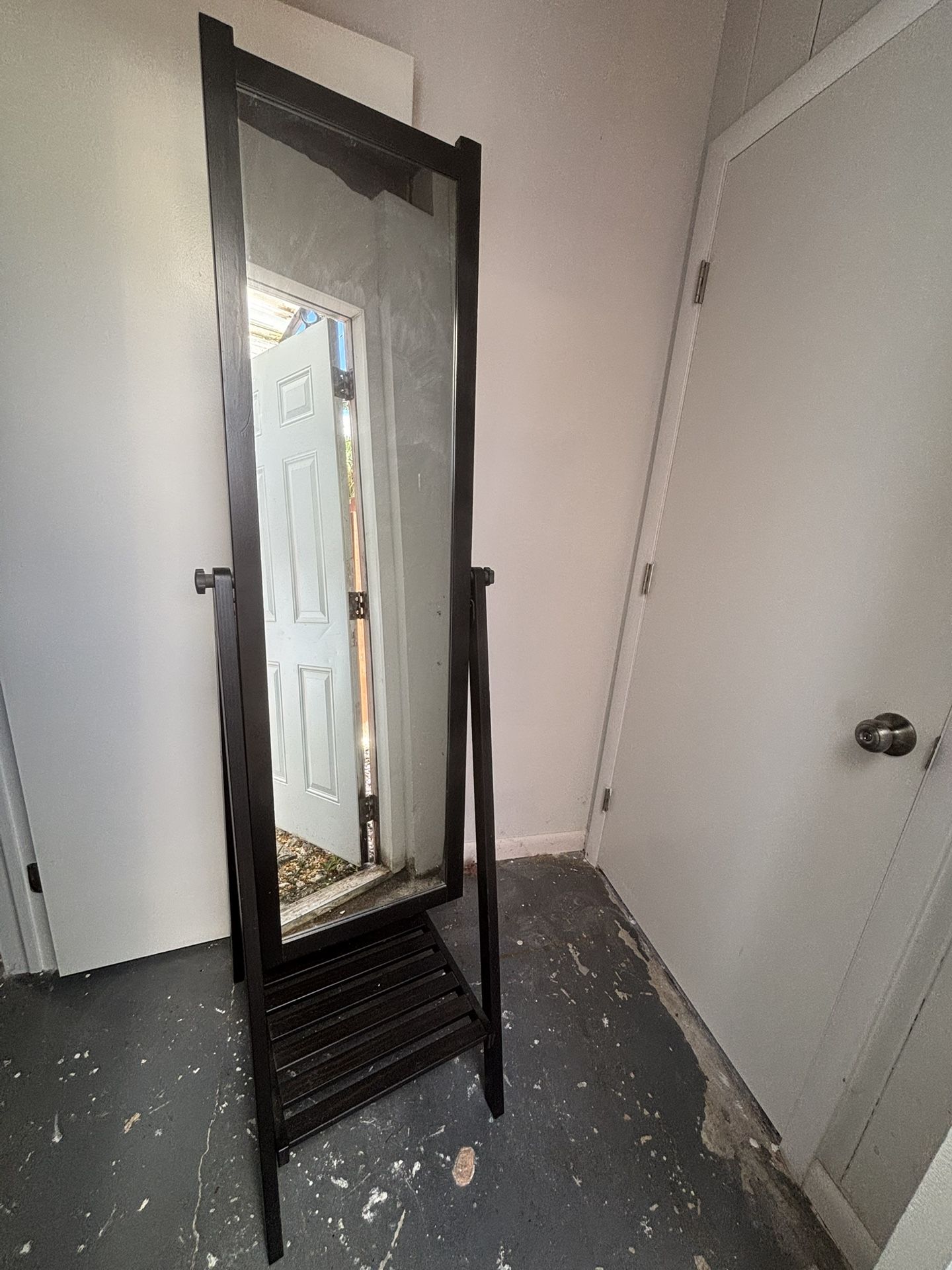 Beautiful Full Body Mirror