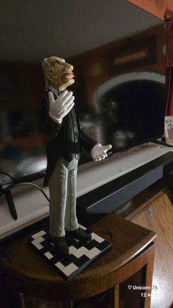 Vintage Butler Statue Figurine - Formal Waiter Gentleman Decor - Unique Home Accent