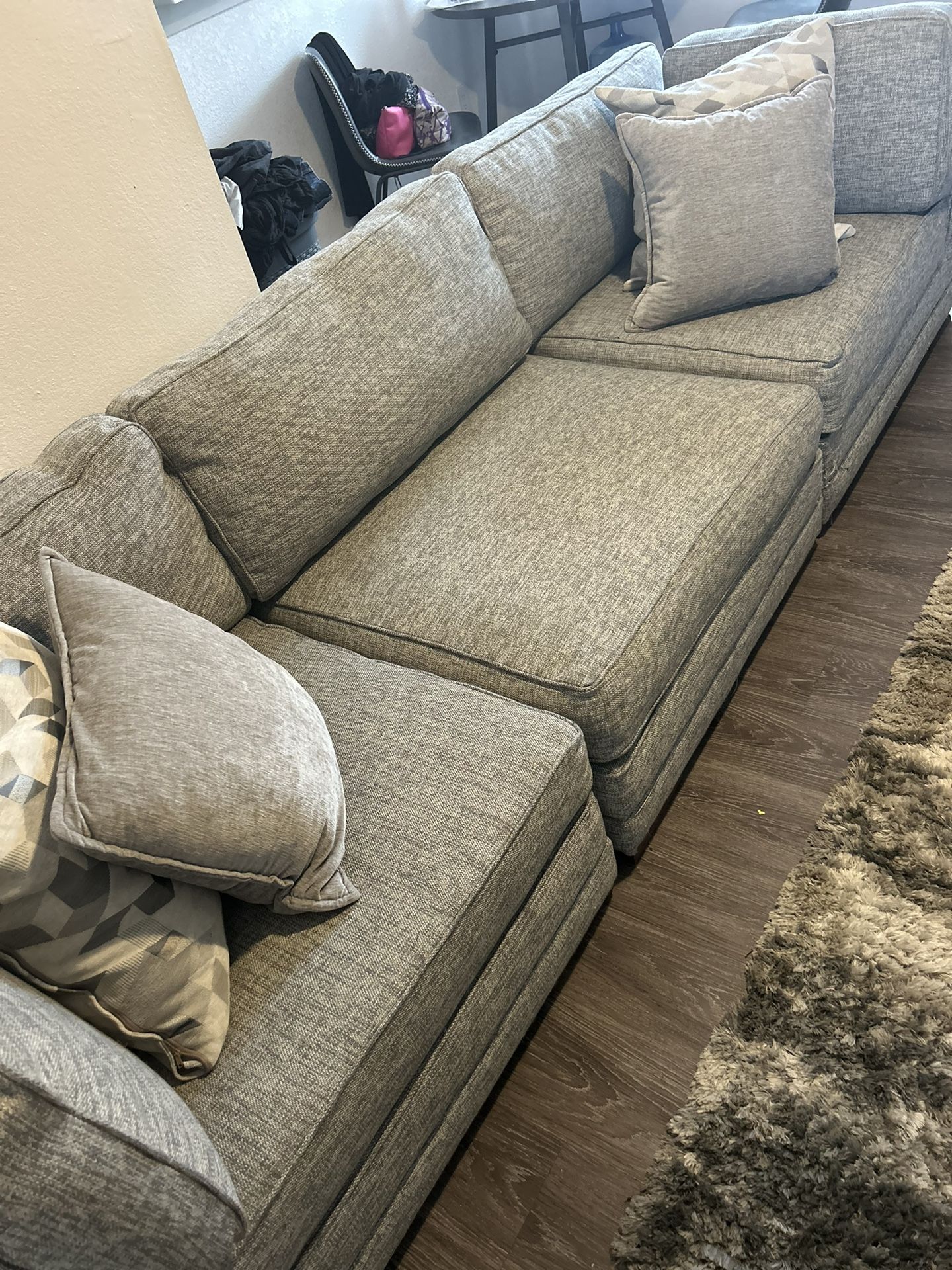 Jonathan Louis Couch/sectional W/ Ottoman