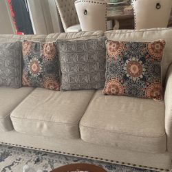 Barely Used living room Couch, Sofa and Coffee table 