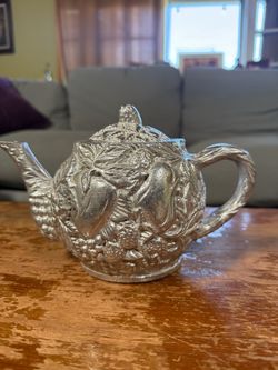 Vintage 1992 Twin Perfect Cast Metal Fruit Teapot Pear Strawberry Grapes