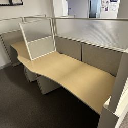 Office Cubicle Desk