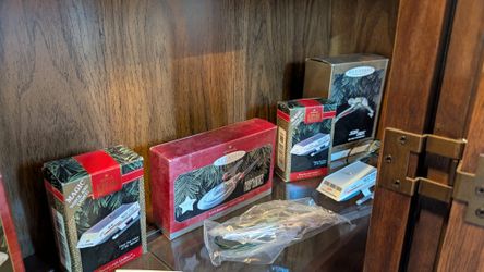 Star Trek Collectibles **LOCAL PICKUP ONLY**