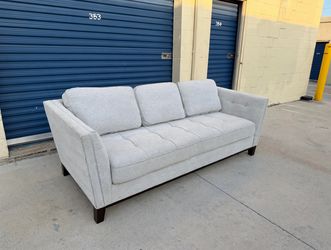 X-Large Cindy Crawford sofa 🩶
