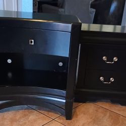6 Drawer Dresser And Nightstand Of 2 