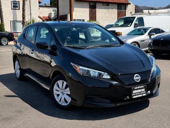 2025 Nissan LEAF