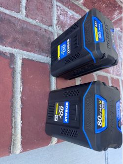 Tengo dos Baterias kobalt de 80  voltios están nuevas pero ya no agarran  carga  $20 por las dos