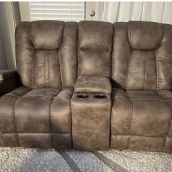 Reclining Sofas 