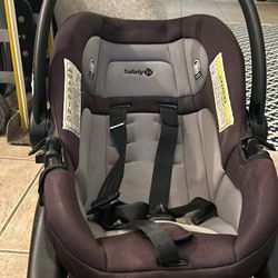 Car Seat Like New And Cloths 