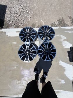 Tacoma sport rims 17” n tires
