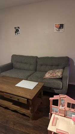 Set of 2 couches