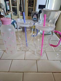 Glass water cups