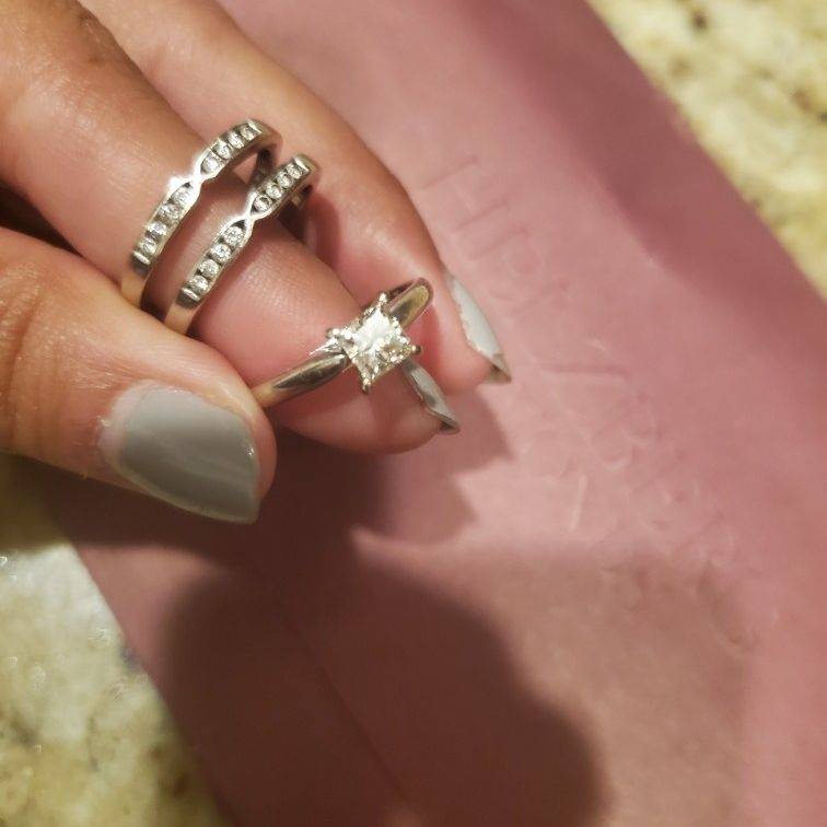 14 K Diamond Engagement Ring And Wedding Band Insert