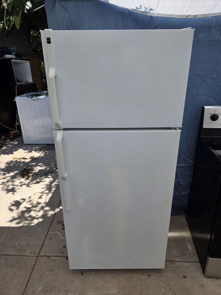 Hotpoint Refrigerator For Sale