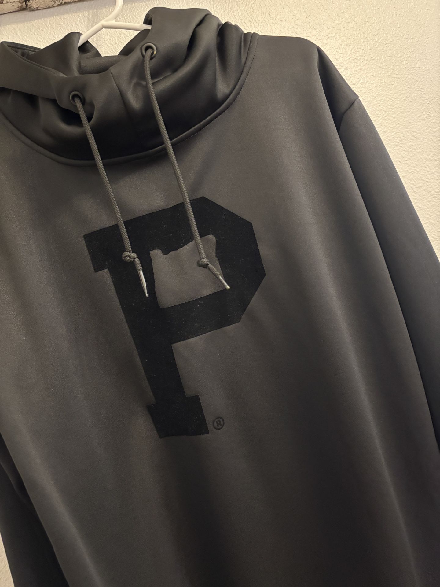 New Condition Mens Portland Gear black on black Hoodie