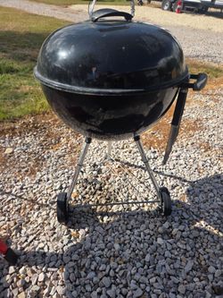 Weber Kettle Charcoal Grill Black