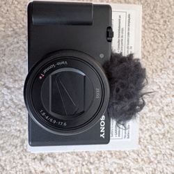 Sony ZV II 20.1 Megapixel Digital Camera 