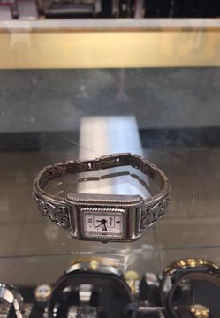 VINTAGE LADIES WATCH