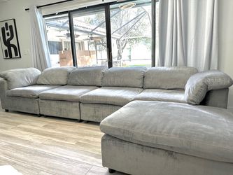 Large Modular Sectional Sofa with Chaise