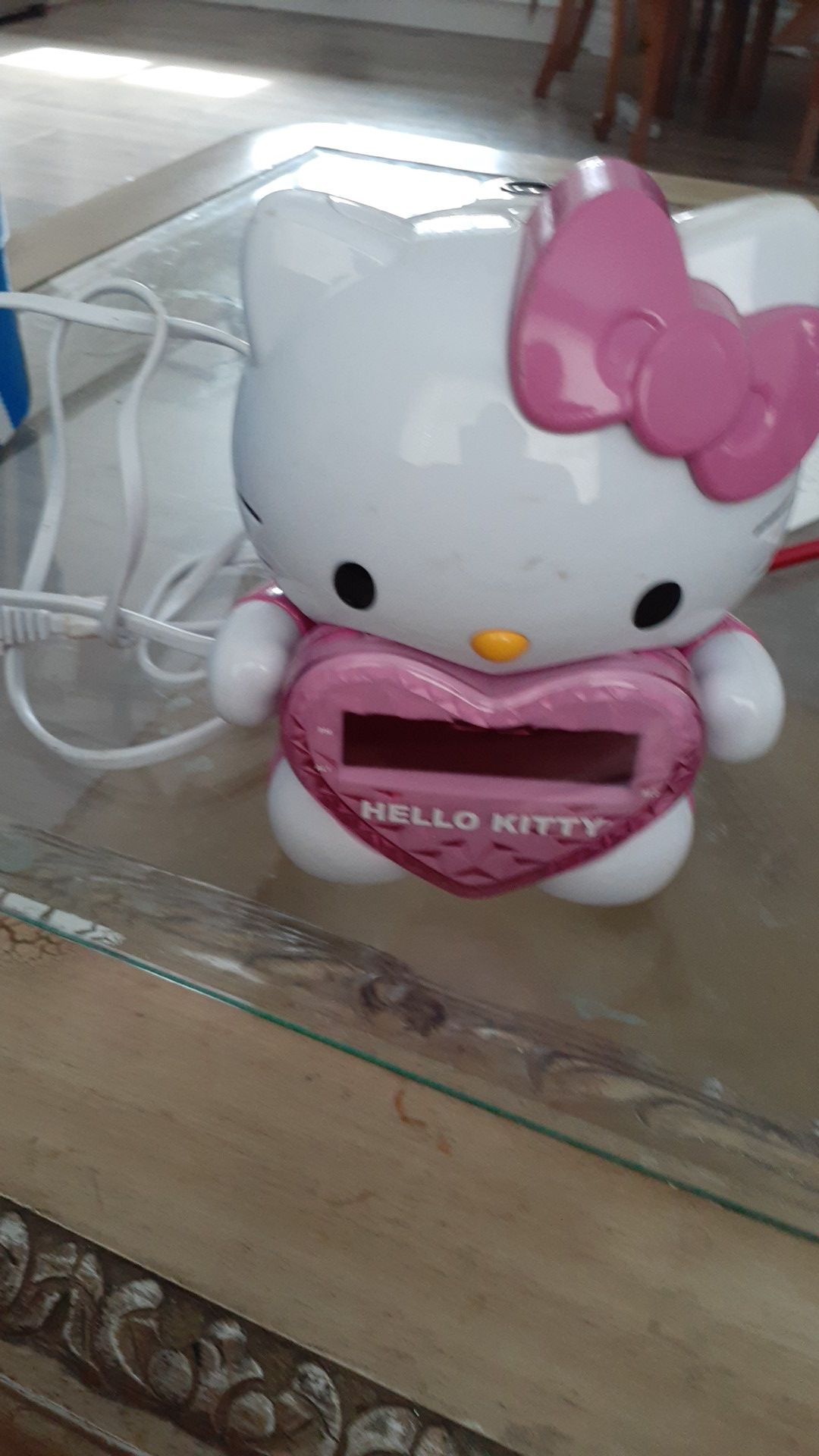 Hello Kitty Alarm, Radio and clock