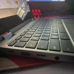 Lenovo chromebook laptop