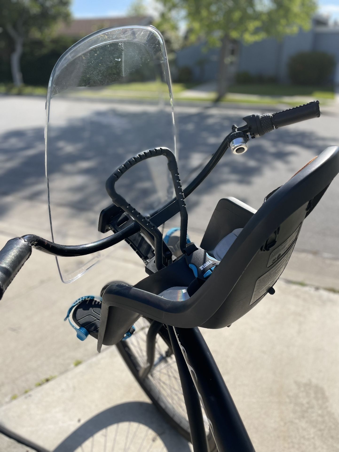 Thule Ridealong Mini Bike Seat & Windshield