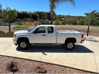 2012 GMC 2500 hd 4 x 4 extended cab sierra 2012 GMC 2500 HD 4x4 extended cab sierra