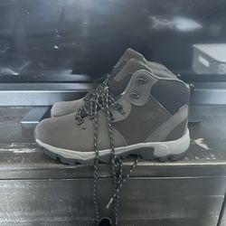 Mountain Boots Size 11
