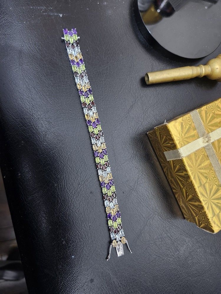 MSterling Silver multigemstone Bracelet.