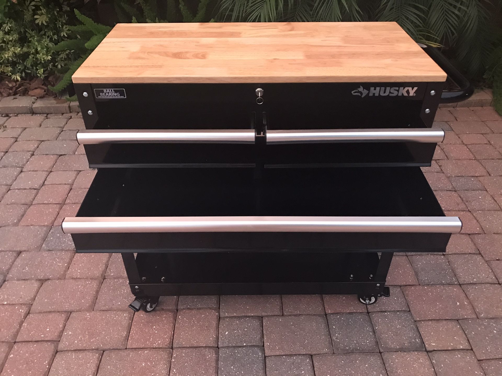 Brand New 36” Husky Rolling Tool Cart with 3 Ball Bearing Drawers